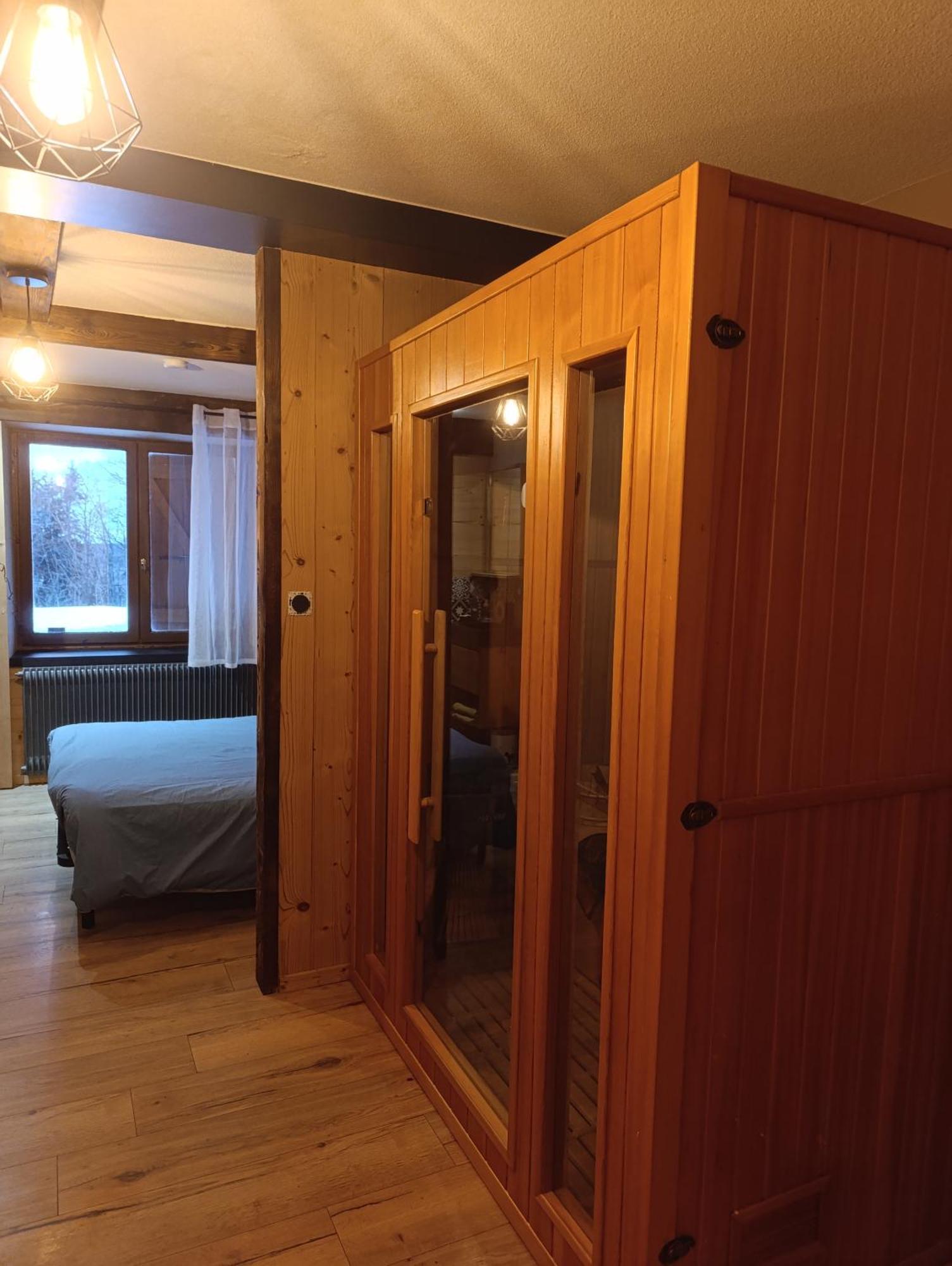 Chambre Les Etoiles De Bevy Septmoncel-Les-Molunes Номер фото